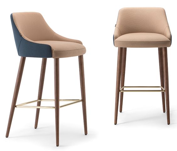 Jordan Bar Stool